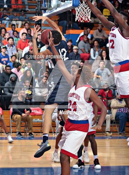Thumbnail 2 in Hamilton Heights Christian Academy vs. Spartanburg Day (Chick-Fil-A Classic) photogallery.