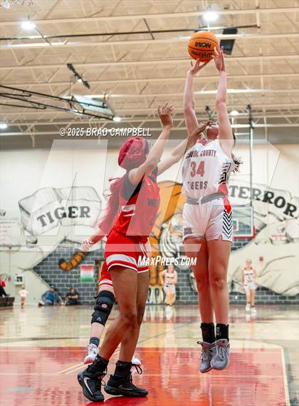 Thumbnail 1 in Weaver @ Cleburne County photogallery.