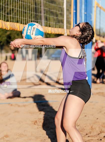 Thumbnail 3 in Seton Catholic @ Notre Dame Prep photogallery.