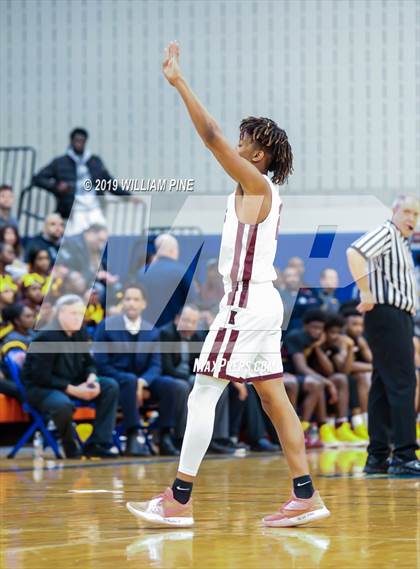 Thumbnail 1 in Mount Vernon vs. Kingston (NYSPHSAA Class AA Regional Final) photogallery.