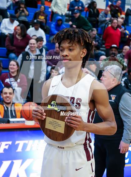 Thumbnail 1 in Mount Vernon vs. Kingston (NYSPHSAA Class AA Regional Final) photogallery.