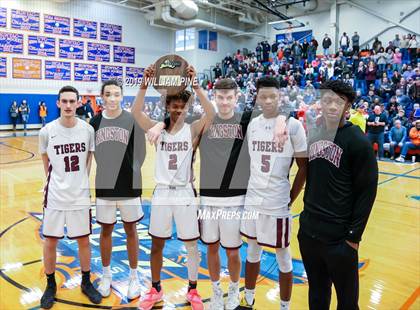 Thumbnail 1 in Mount Vernon vs. Kingston (NYSPHSAA Class AA Regional Final) photogallery.