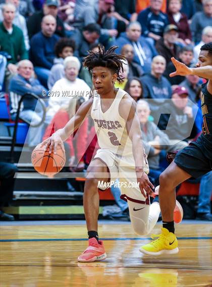 Thumbnail 1 in Mount Vernon vs. Kingston (NYSPHSAA Class AA Regional Final) photogallery.