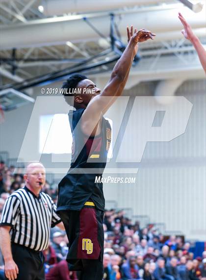 Thumbnail 2 in Mount Vernon vs. Kingston (NYSPHSAA Class AA Regional Final) photogallery.