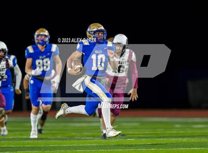 Thumbnail 3 in Lockhart vs Alamo Heights (UIL football 5A Region 4 Bi-District Playoff) photogallery.