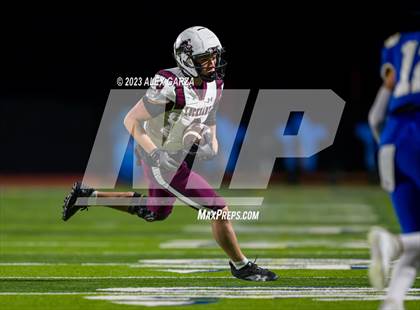 Thumbnail 3 in Lockhart vs Alamo Heights (UIL football 5A Region 4 Bi-District Playoff) photogallery.