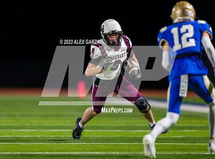 Thumbnail 2 in Lockhart vs Alamo Heights (UIL football 5A Region 4 Bi-District Playoff) photogallery.
