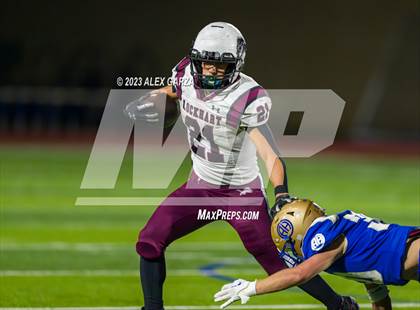 Thumbnail 3 in Lockhart vs Alamo Heights (UIL football 5A Region 4 Bi-District Playoff) photogallery.