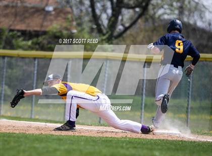 Thumbnail 3 in Archbishop Moeller @ Butler photogallery.