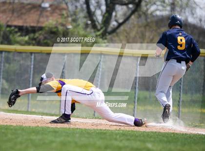Thumbnail 2 in Archbishop Moeller @ Butler photogallery.