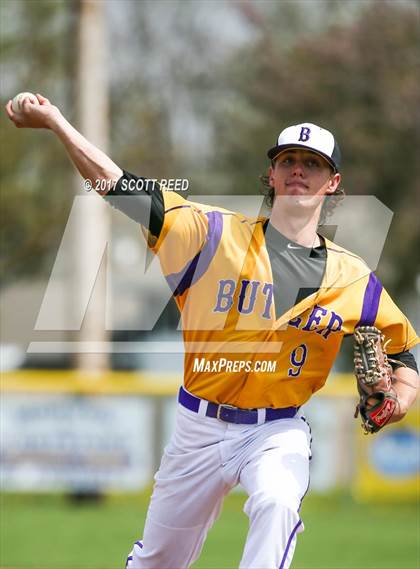 Thumbnail 1 in Archbishop Moeller @ Butler photogallery.