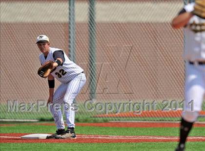 Thumbnail 2 in Dodd City vs Archer City (UIL 1A Region 2 Semifinals) photogallery.
