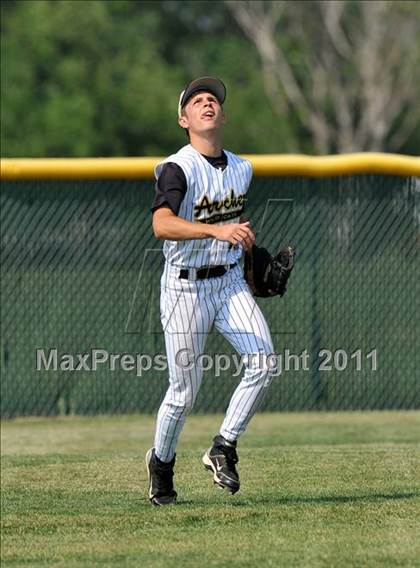 Thumbnail 3 in Dodd City vs Archer City (UIL 1A Region 2 Semifinals) photogallery.