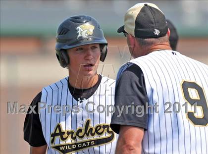 Thumbnail 2 in Dodd City vs Archer City (UIL 1A Region 2 Semifinals) photogallery.
