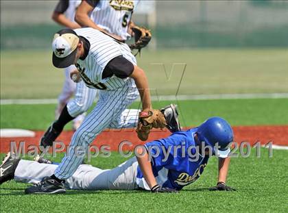 Thumbnail 1 in Dodd City vs Archer City (UIL 1A Region 2 Semifinals) photogallery.
