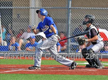 Thumbnail 2 in Dodd City vs Archer City (UIL 1A Region 2 Semifinals) photogallery.