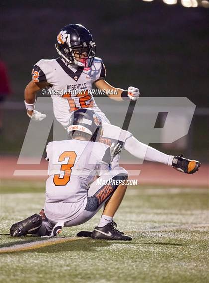 Thumbnail 1 in JV: Roseville @ Del Campo photogallery.