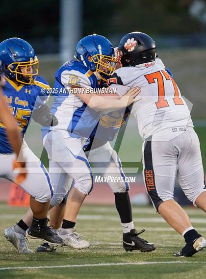 Thumbnail 1 in JV: Roseville @ Del Campo photogallery.