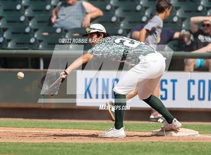 Thumbnail 1 in Southlake Carroll vs. Reagan (UIL 6A Baseball Final) photogallery.