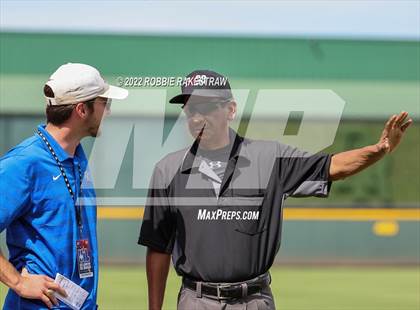 Thumbnail 3 in Southlake Carroll vs. Reagan (UIL 6A Baseball Final) photogallery.