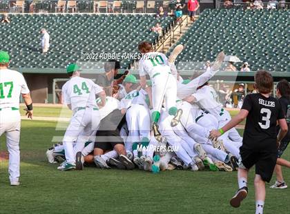 Thumbnail 3 in Southlake Carroll vs. Reagan (UIL 6A Baseball Final) photogallery.