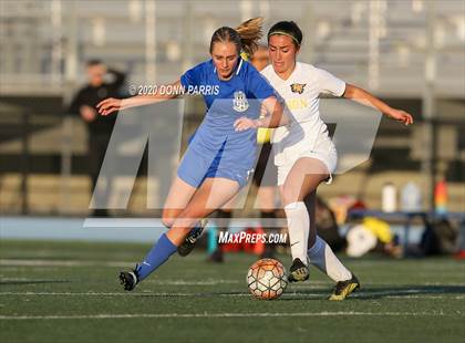 Thumbnail 3 in Wilson @ San Dimas photogallery.