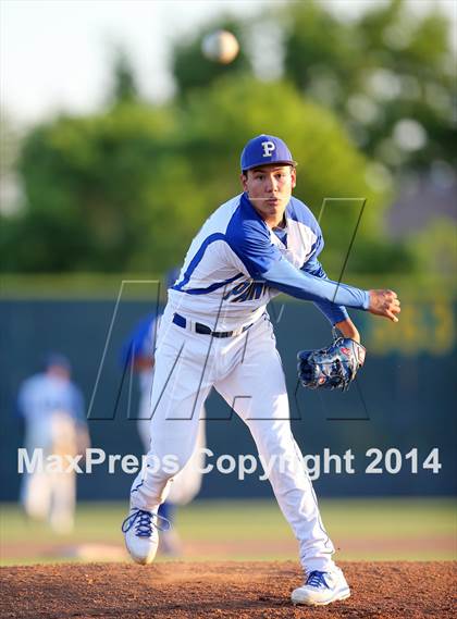 Thumbnail 3 in Westwood vs Pflugerville photogallery.