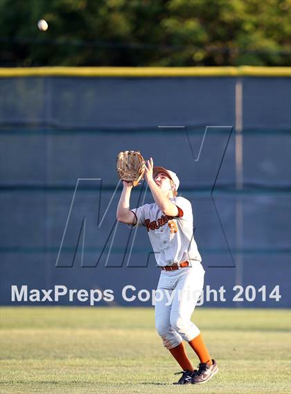 Thumbnail 3 in Westwood vs Pflugerville photogallery.