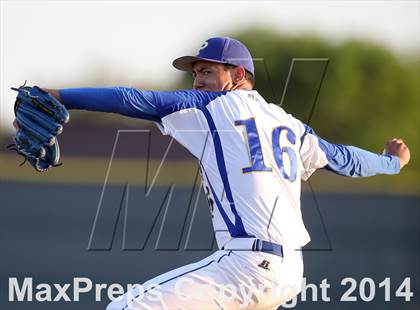 Thumbnail 3 in Westwood vs Pflugerville photogallery.