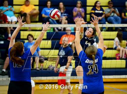Thumbnail 3 in Covenant Christian Academy vs Soddy Daisy (River City Rumble) photogallery.