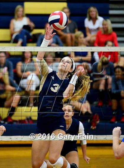 Thumbnail 2 in Covenant Christian Academy vs Soddy Daisy (River City Rumble) photogallery.
