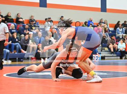Thumbnail 2 in Klein @ Seven Lakes photogallery.