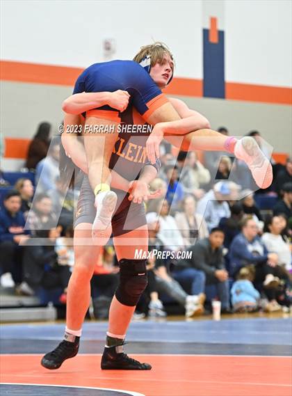 Thumbnail 2 in Klein @ Seven Lakes photogallery.