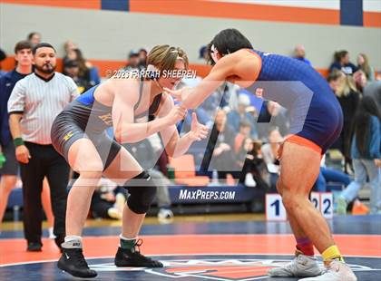 Thumbnail 2 in Klein @ Seven Lakes photogallery.