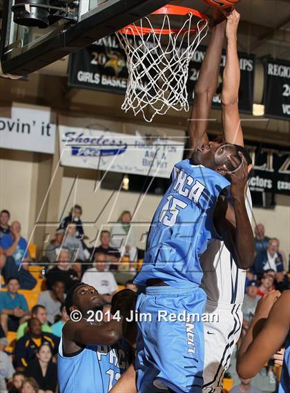 Thumbnail 2 in La Lumiere vs. Potter's House Christian (City of Palms Classic) photogallery.