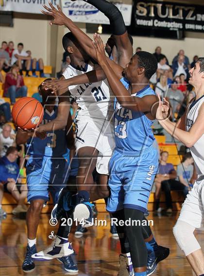 Thumbnail 2 in La Lumiere vs. Potter's House Christian (City of Palms Classic) photogallery.