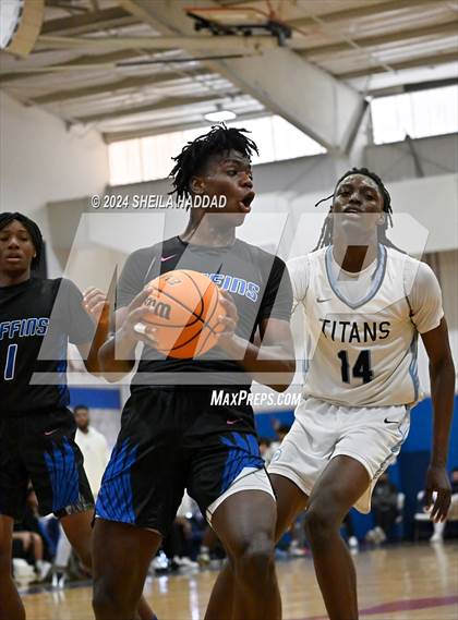 Thumbnail 1 in Gateway Charter vs North Tampa Christian Academy (Sun Bash Tampa) photogallery.