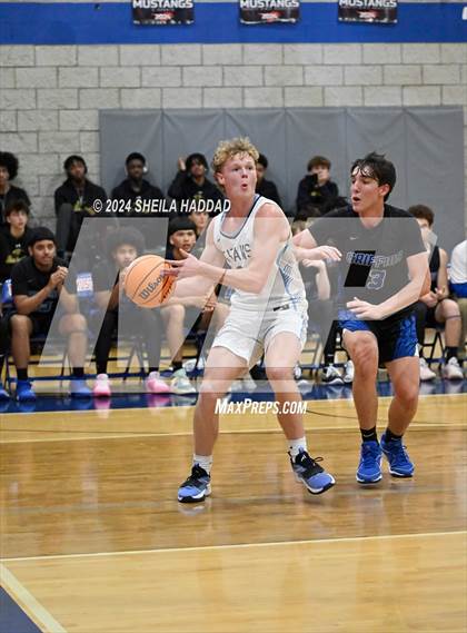 Thumbnail 1 in Gateway Charter vs North Tampa Christian Academy (Sun Bash Tampa) photogallery.