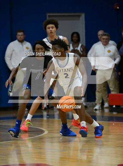 Thumbnail 2 in Gateway Charter vs North Tampa Christian Academy (Sun Bash Tampa) photogallery.