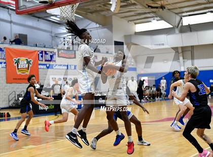 Thumbnail 2 in Gateway Charter vs North Tampa Christian Academy (Sun Bash Tampa) photogallery.