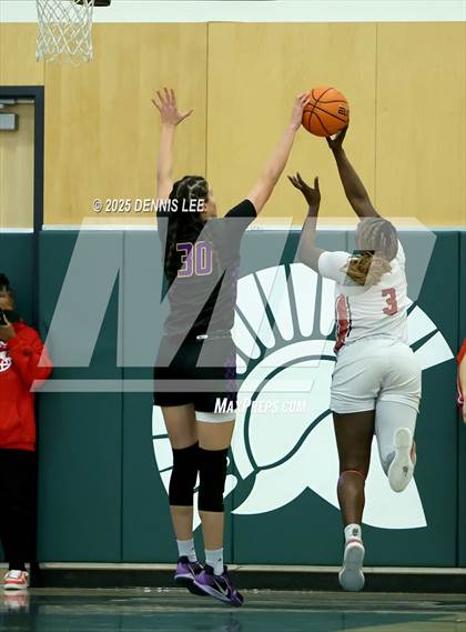 Thumbnail 2 in Archbishop Riordan vs. McClatchy (Sabrina Ionescu Showcase) photogallery.