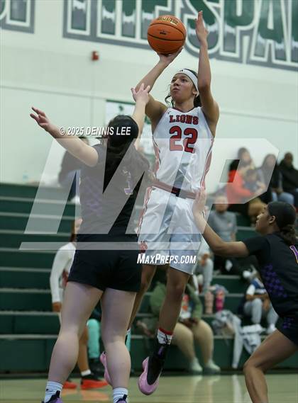 Thumbnail 2 in Archbishop Riordan vs. McClatchy (Sabrina Ionescu Showcase) photogallery.