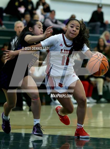 Thumbnail 2 in Archbishop Riordan vs. McClatchy (Sabrina Ionescu Showcase) photogallery.