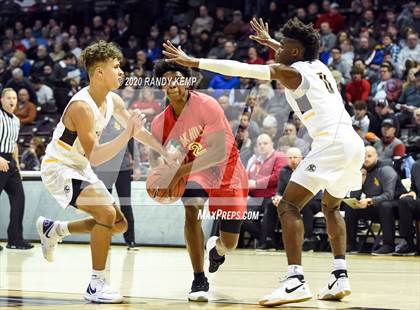 Thumbnail 3 in Oak Hill Academy vs Kickapoo  (Bass Pro Shop Tournament of Champions) photogallery.