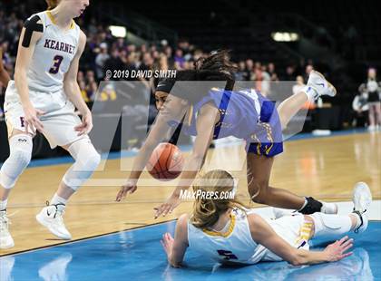 Thumbnail 1 in Kearney vs. Lincoln College Prep (MSHSAA Class 4 Quarterfinal) photogallery.