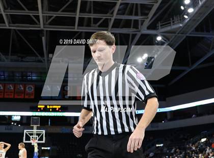 Thumbnail 1 in Kearney vs. Lincoln College Prep (MSHSAA Class 4 Quarterfinal) photogallery.