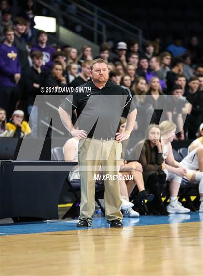Thumbnail 3 in Kearney vs. Lincoln College Prep (MSHSAA Class 4 Quarterfinal) photogallery.