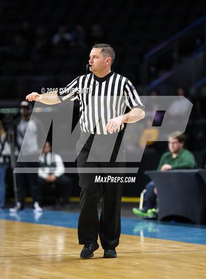 Thumbnail 2 in Kearney vs. Lincoln College Prep (MSHSAA Class 4 Quarterfinal) photogallery.