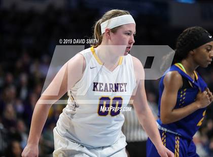 Thumbnail 2 in Kearney vs. Lincoln College Prep (MSHSAA Class 4 Quarterfinal) photogallery.