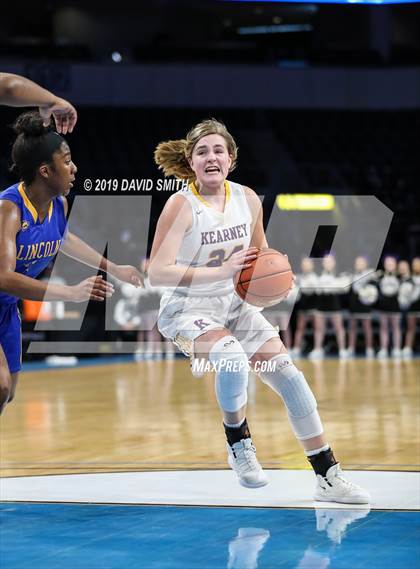 Thumbnail 1 in Kearney vs. Lincoln College Prep (MSHSAA Class 4 Quarterfinal) photogallery.
